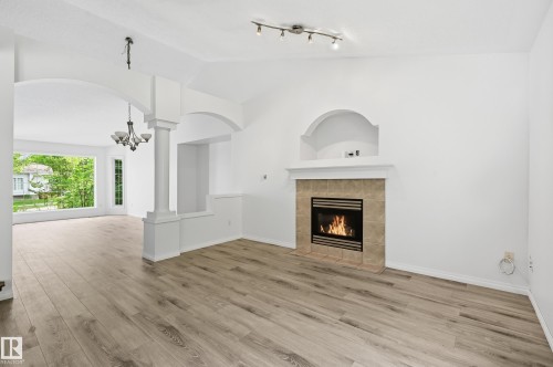 5 Emerson Place, St. Albert, AB - Indoor Photo Showing Living Room With Fireplace