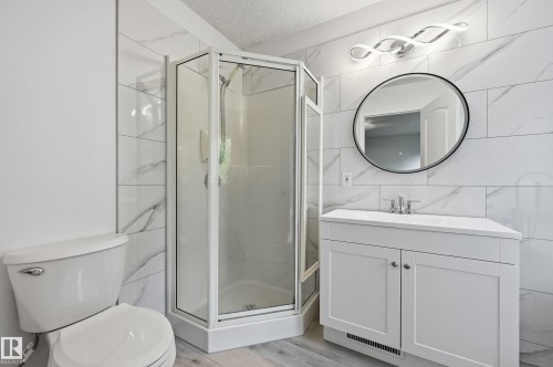 5 Emerson Place, St. Albert, AB - Indoor Photo Showing Bathroom