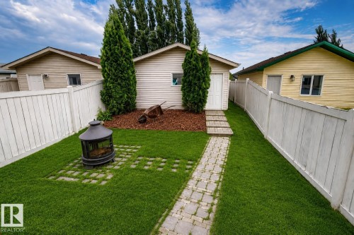 5992 South Terwillegar Boulevard Nw, Edmonton, AB - Outdoor