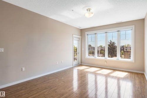 326 9820 165 Street, Edmonton, AB - Indoor Photo Showing Other Room