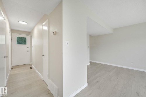 10458 55 Avenue, Edmonton, AB 