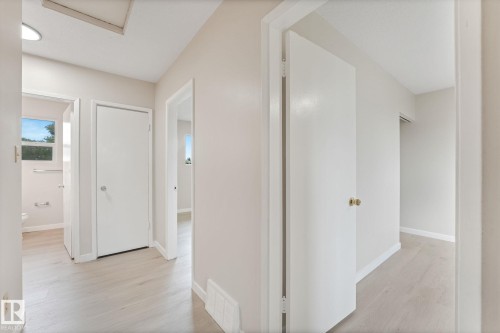 10458 55 Avenue, Edmonton, AB 