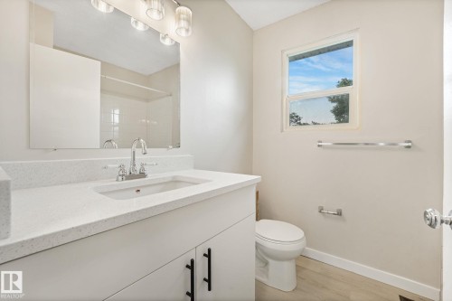 10458 55 Avenue, Edmonton, AB 