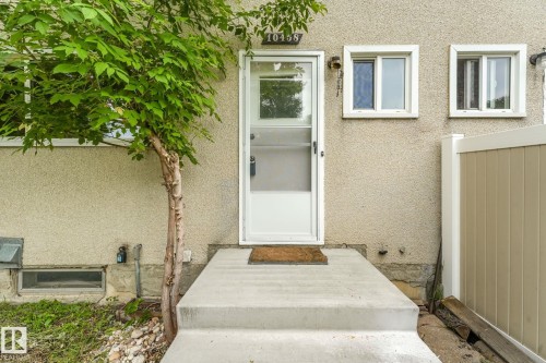 10458 55 Avenue, Edmonton, AB 