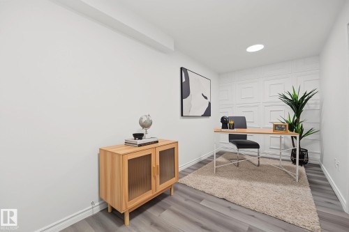661 Abbottsfield Road Nw, Edmonton, AB - Indoor