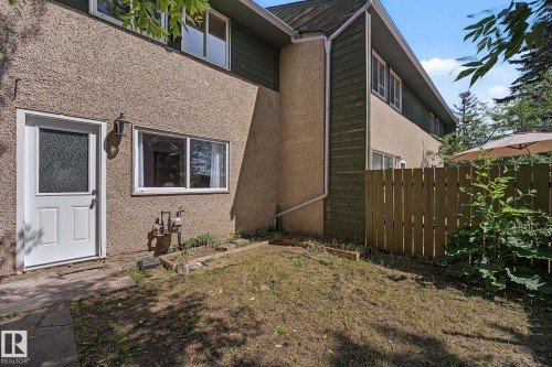 661 Abbottsfield Road Nw, Edmonton, AB - Outdoor With Exterior