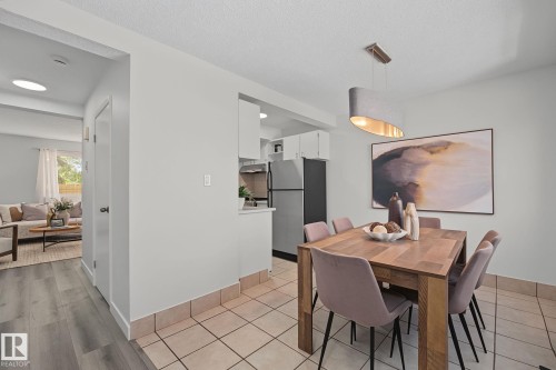 661 Abbottsfield Road Nw, Edmonton, AB - Indoor Photo Showing Dining Room