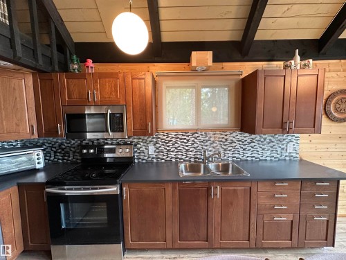 4307 Spruce Point(E), Rural Lac Ste. Anne County, AB - Indoor Photo Showing Kitchen With Double Sink