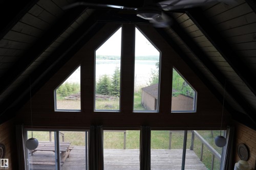 4307 Spruce Point(E), Rural Lac Ste. Anne County, AB - Indoor Photo Showing Other Room
