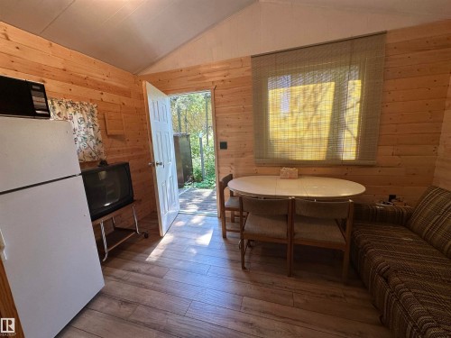 4307 Spruce Point(E), Rural Lac Ste. Anne County, AB - Indoor