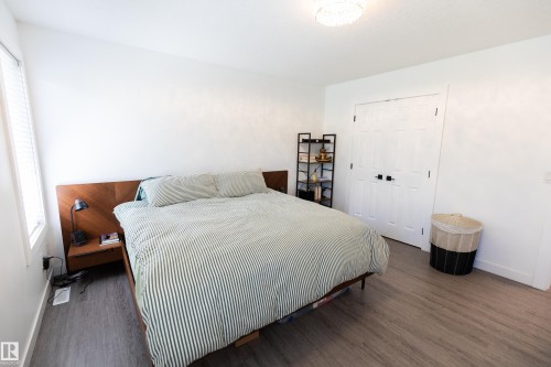 90 22111 Twp Rd 510, Rural Leduc County, AB - Indoor Photo Showing Bedroom