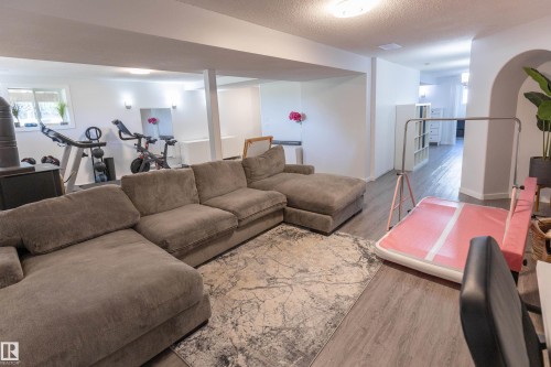 90 22111 Twp Rd 510, Rural Leduc County, AB - Indoor