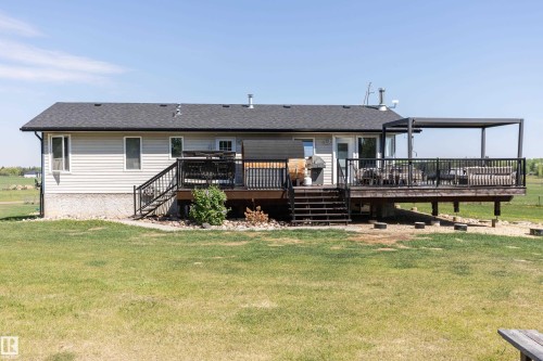 90 22111 Twp Rd 510, Rural Leduc County, AB - Outdoor With Deck Patio Veranda