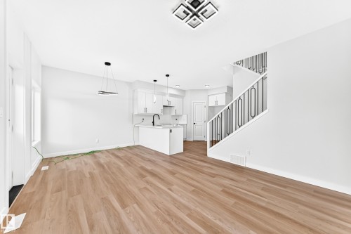 77 Patriot Way, Spruce Grove, AB 