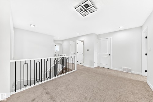 77 Patriot Way, Spruce Grove, AB 