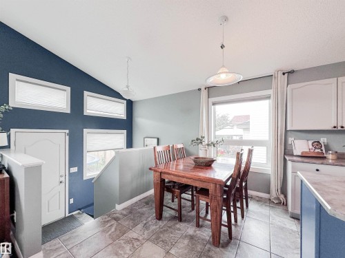 73 Newmarket Way, St. Albert, AB - Indoor Photo Showing Dining Room