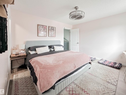 73 Newmarket Way, St. Albert, AB - Indoor Photo Showing Bedroom