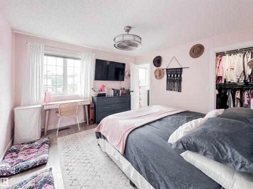 73 Newmarket Way, St. Albert, AB - Indoor Photo Showing Bedroom
