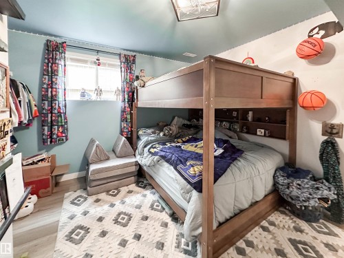73 Newmarket Way, St. Albert, AB - Indoor Photo Showing Bedroom