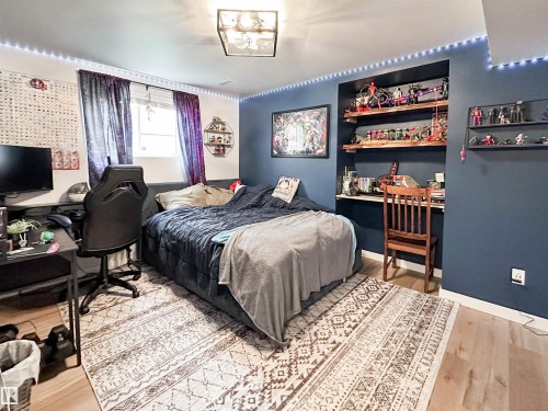 73 Newmarket Way, St. Albert, AB - Indoor Photo Showing Bedroom