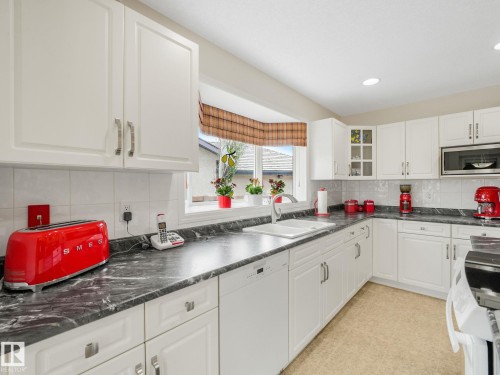 11919 28 Avenue, Edmonton, AB 