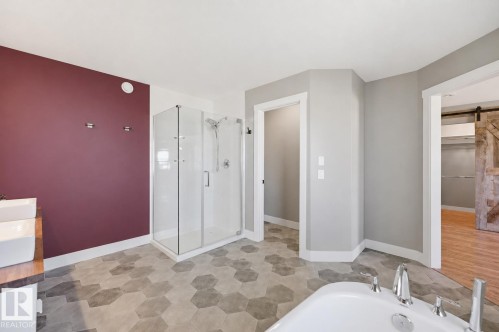 9 Southbridge Drive, Calmar, AB 