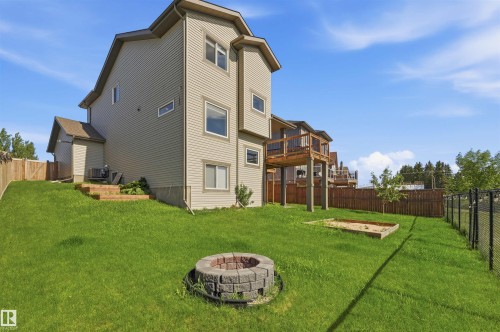 9 Southbridge Drive, Calmar, AB 
