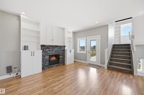 9 Southbridge Drive, Calmar, AB 