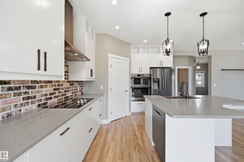 9 Southbridge Drive, Calmar, AB 