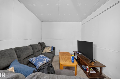 Image quality insufficient for description - 59 2503 24 Street, Edmonton, AB 