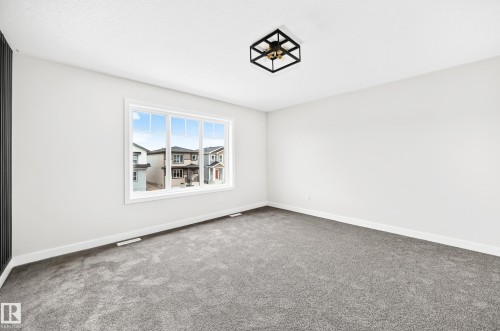79 Patriot Way, Spruce Grove, AB - Indoor Photo Showing Other Room