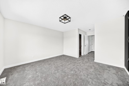 79 Patriot Way, Spruce Grove, AB - Indoor Photo Showing Other Room