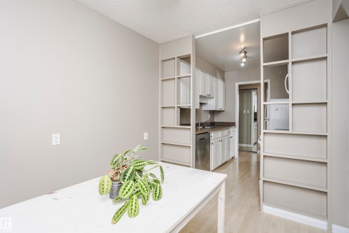 Kitchen - 204 11440 40 Ave, Edmonton, AB 