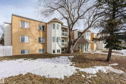 #204 11440 40 ave SW  Edmonton, AB T6J 0R5
