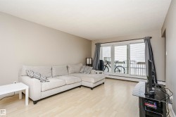 Living room - 