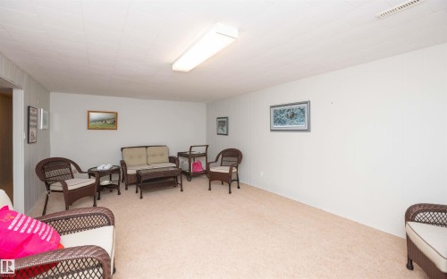 10352 109 Ave, Westlock, AB 
