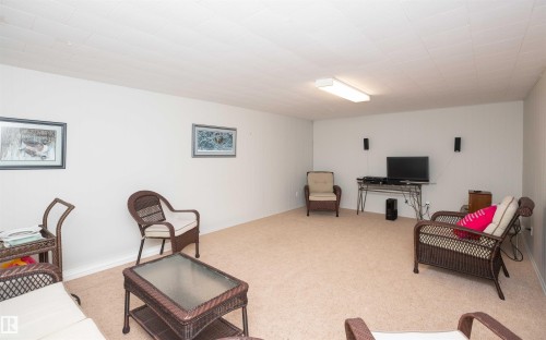 10352 109 Ave, Westlock, AB 