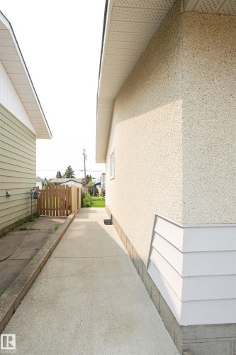 10352 109 Ave, Westlock, AB 
