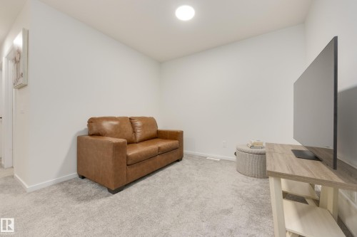 2804 193 Street Nw, Edmonton, AB - Indoor Photo Showing Other Room