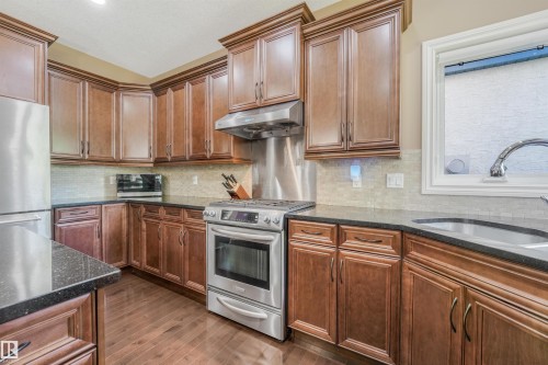 Kitchen - 1231 Tredger Crest, Edmonton, AB 
