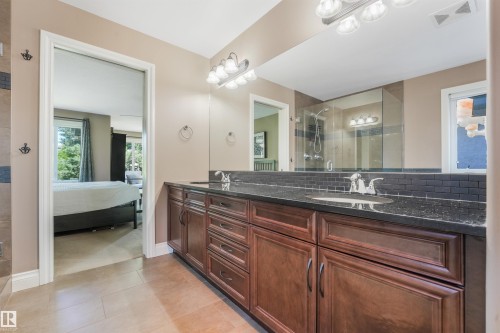 Bathroom - 1231 Tredger Crest, Edmonton, AB 