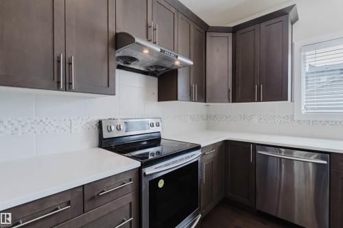 4315 Prowse Link Link, Edmonton, AB - Indoor Photo Showing Kitchen