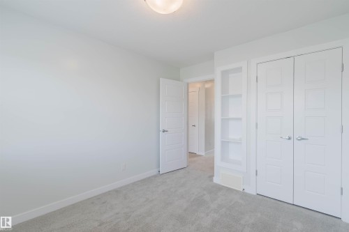 4315 Prowse Link Link, Edmonton, AB - Indoor