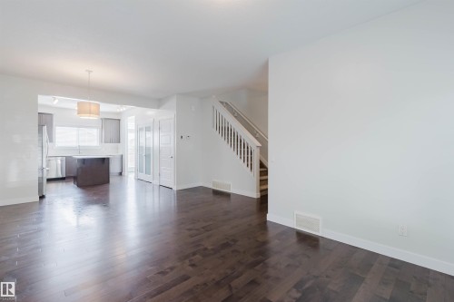 4315 Prowse Link Link, Edmonton, AB - Indoor