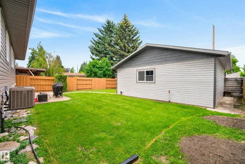 6216 93 Avenue, Edmonton, AB 