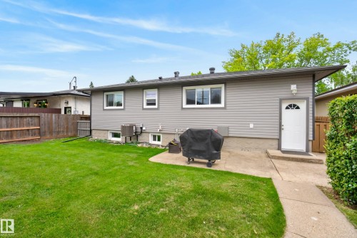 6216 93 Avenue, Edmonton, AB 