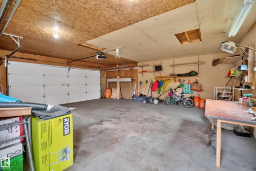 6216 93 Avenue, Edmonton, AB 