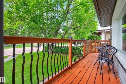 6216 93 Avenue, Edmonton, AB 