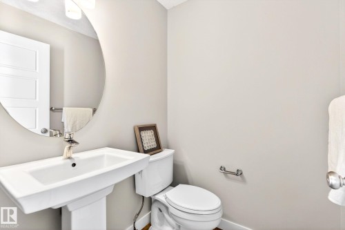 5828 65 Street, Beaumont, AB - Indoor Photo Showing Bathroom