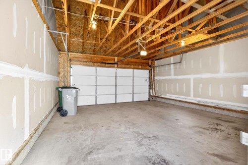 5828 65 Street, Beaumont, AB - Indoor Photo Showing Garage